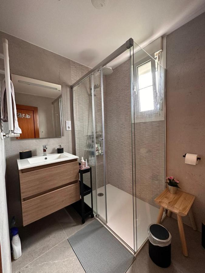 Habitaciones En Chalet Con Jardin Boo De Pielagos Exterior photo